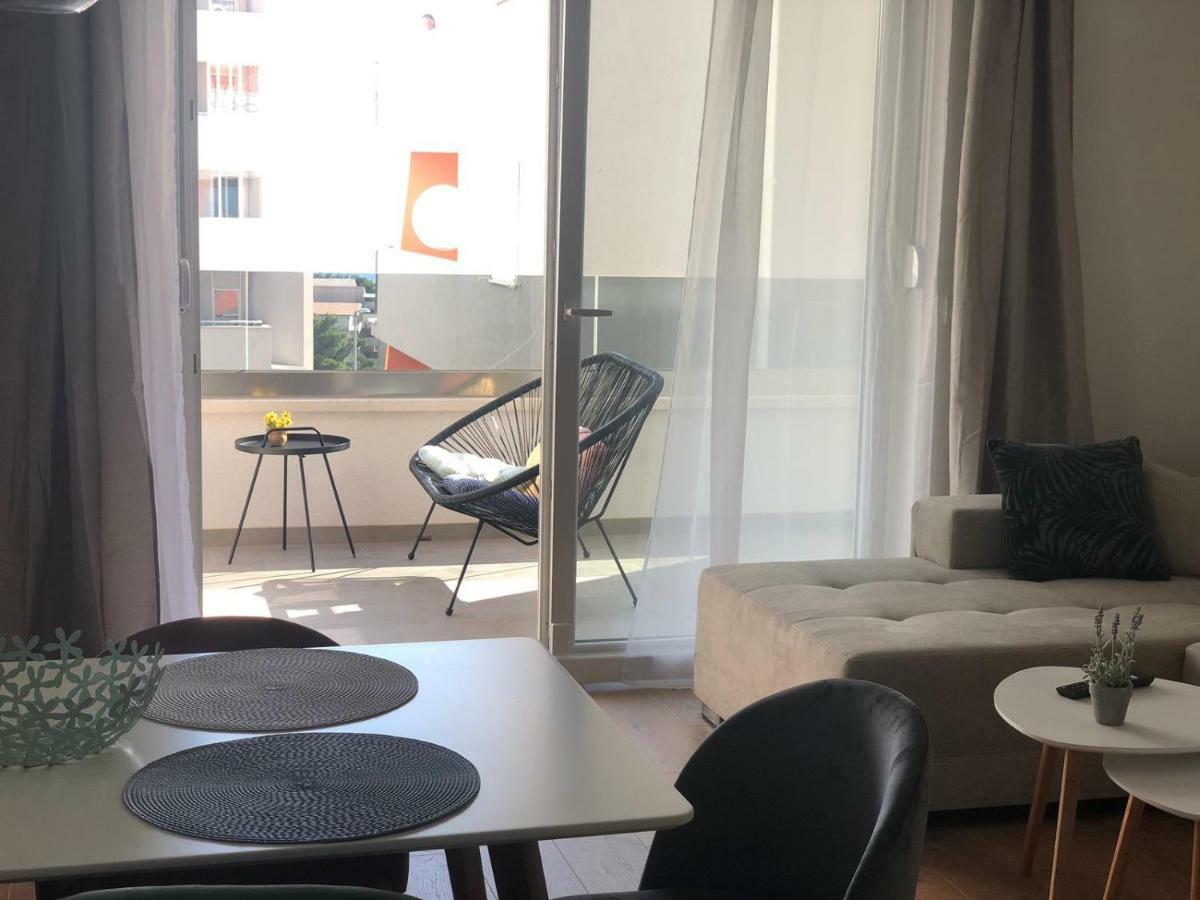 Apartment Flora Makarska Extérieur photo